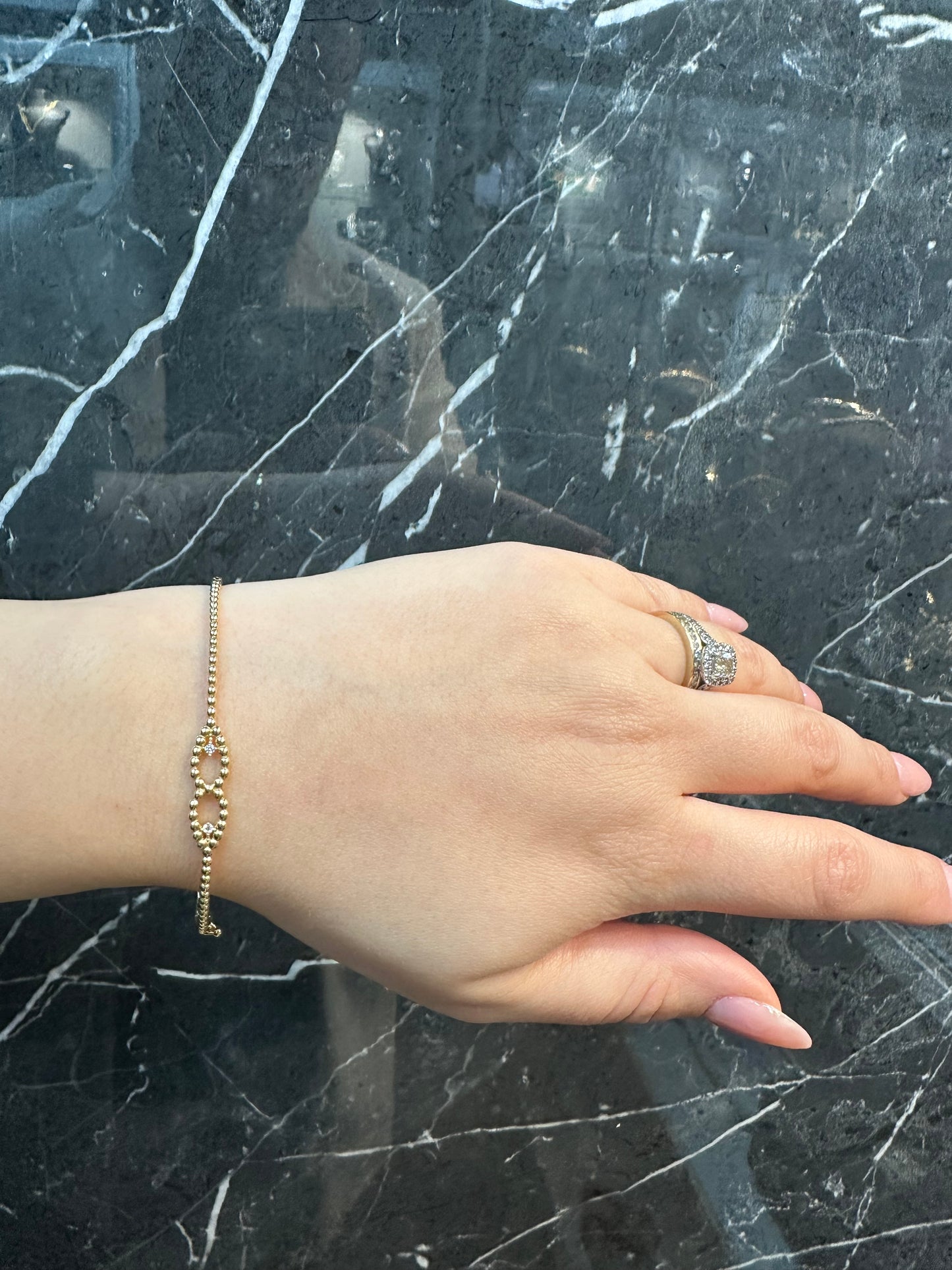 14K Gouden Vaste Armband met Zirkonia – 64 mm