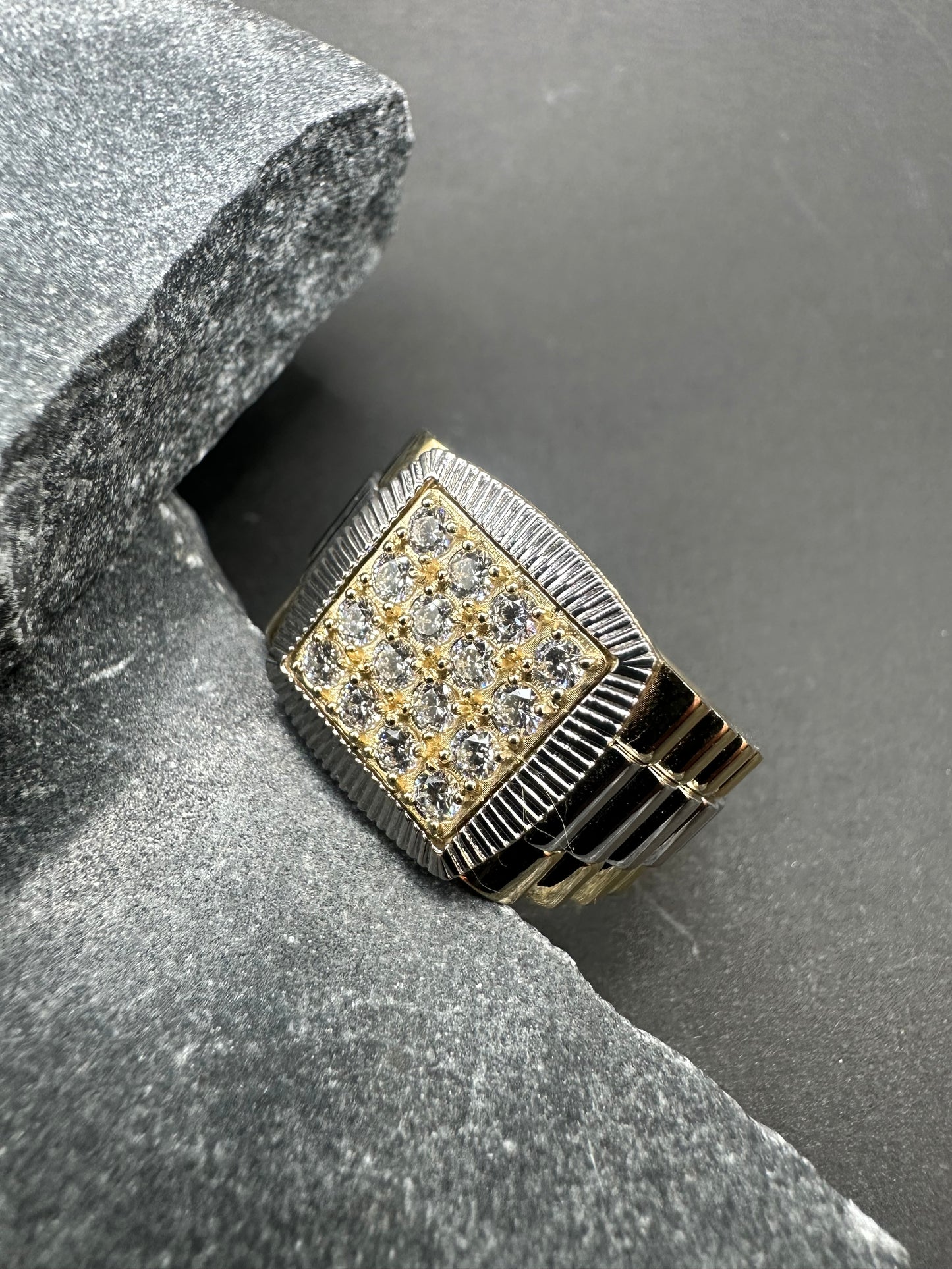 14K Gouden Bicolor Vierkante Ring met Zirkonia – Maat 20