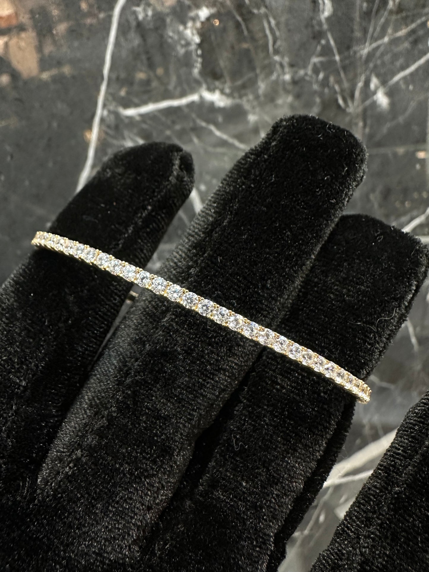 Prachtige 14K Gouden Tennis Bangle Armband met Zirkonia – Luxe & Elegant