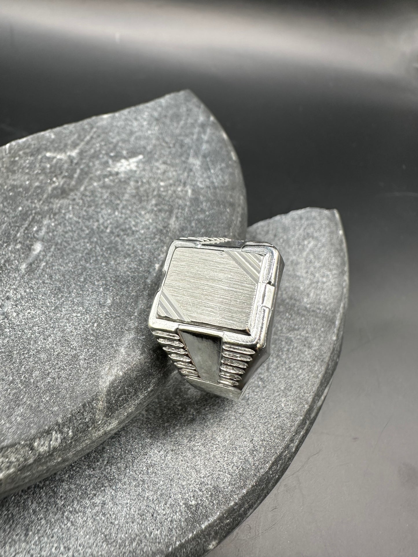 925 Zilveren Zegelring met Diamond Cut Bewerking