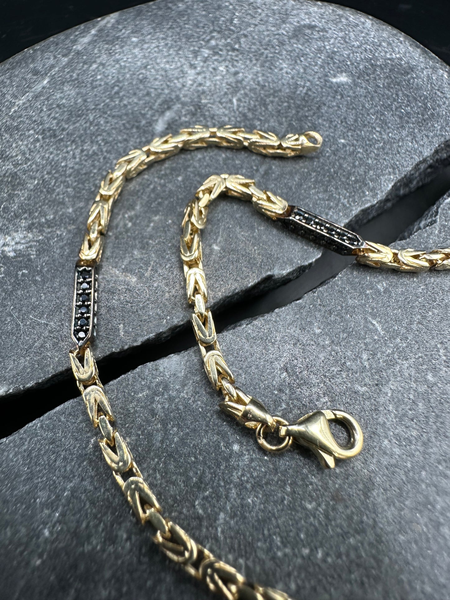 14K Gouden Koningsarmband met Onyx Stenen – 21 cm