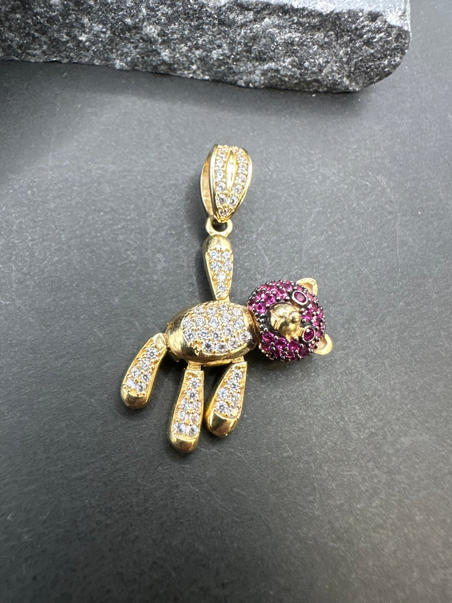 14K Gouden Teddybeer Hanger met Edelstenen