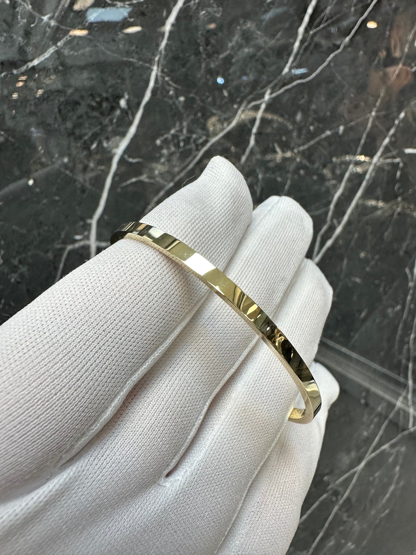 14K Gouden Moderne Gladde Vierkante Slavenarmband – 60 mm