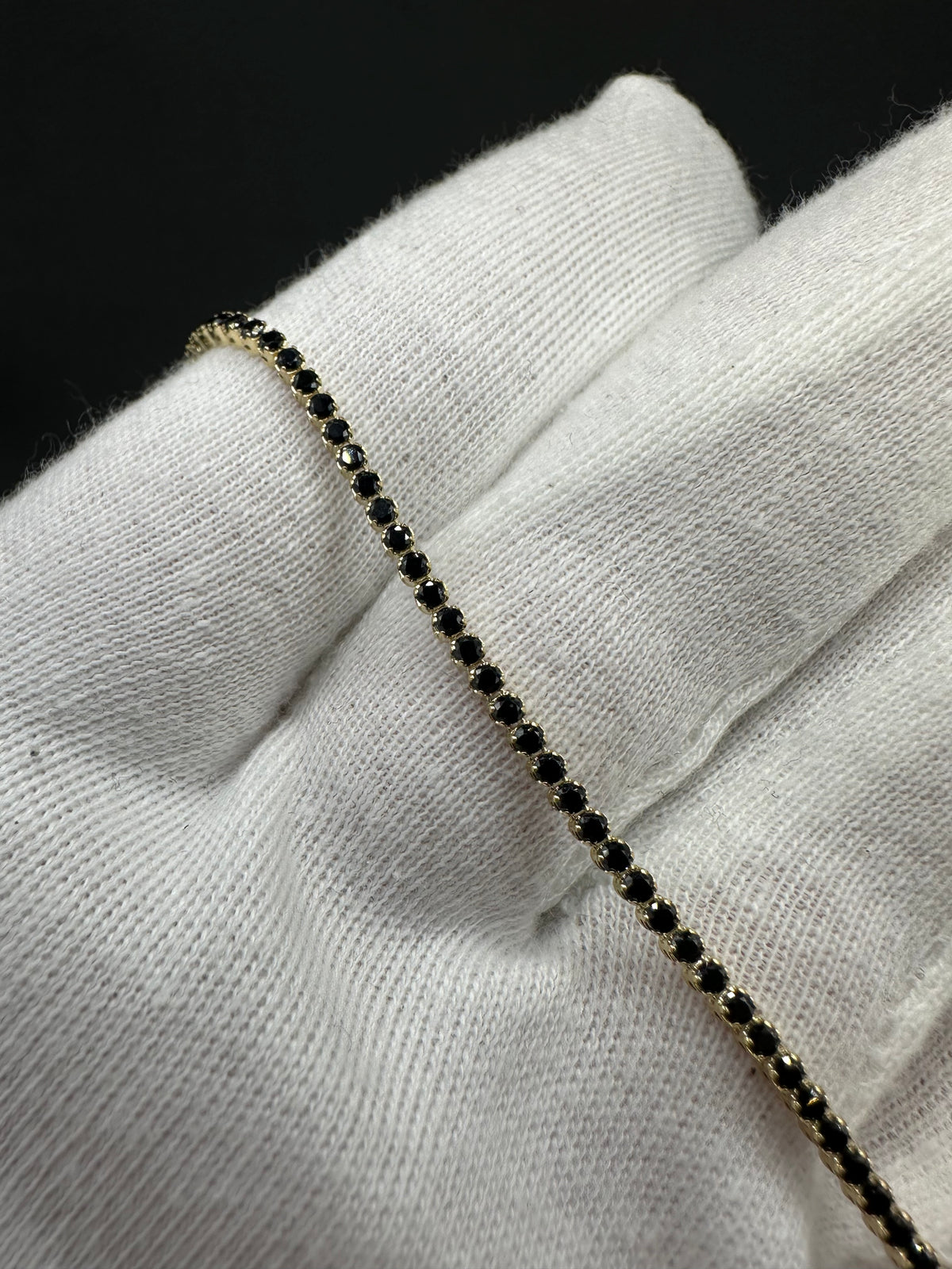 14K Gouden Tennis Armband met Natuurlijke Onyx – 2 mm