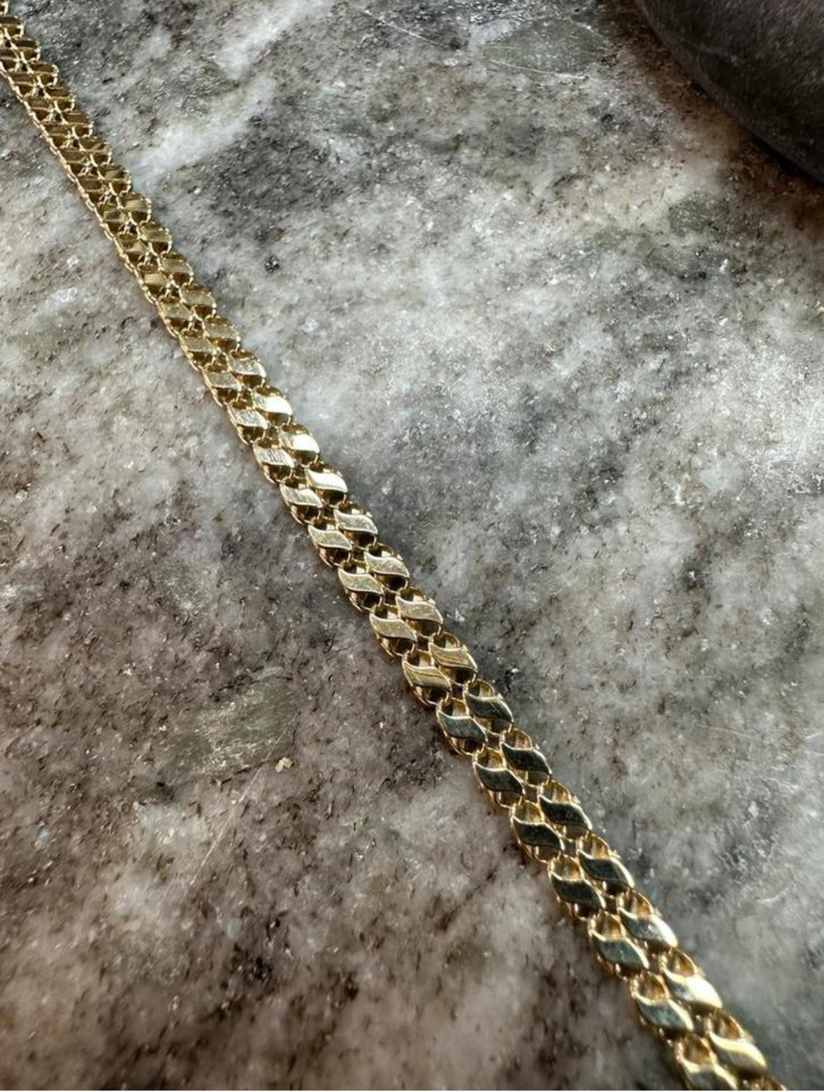 Prachtige 14K Gouden Platte Schakel Armband – 4,5 mm | 19 cm | Tijdloze Luxe