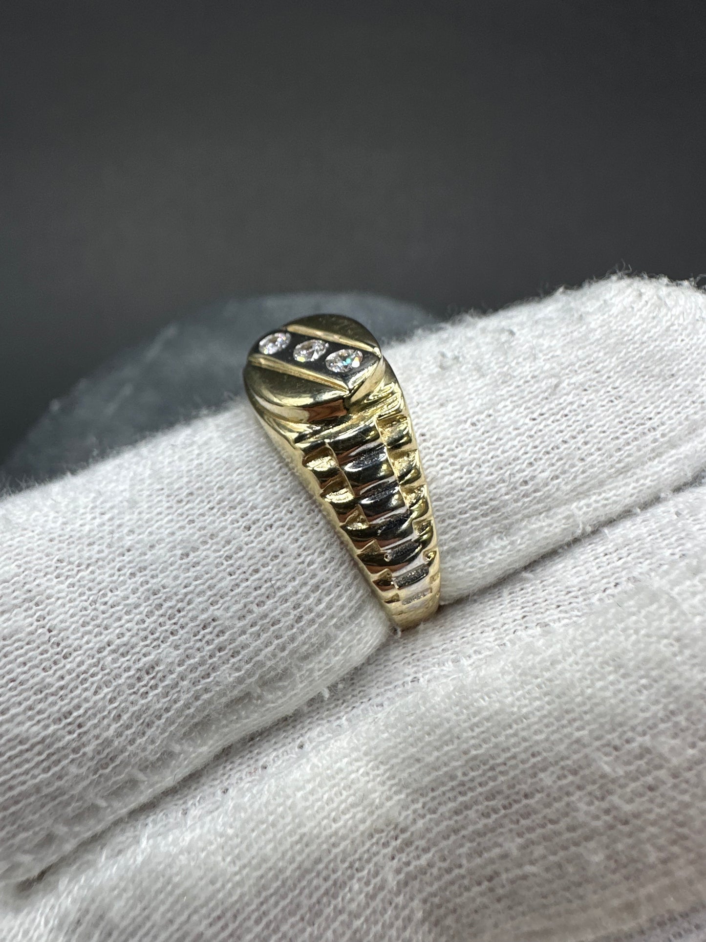 14K Gouden Bicolor Ring met 3 Zirkonia Stenen – Maat 19
