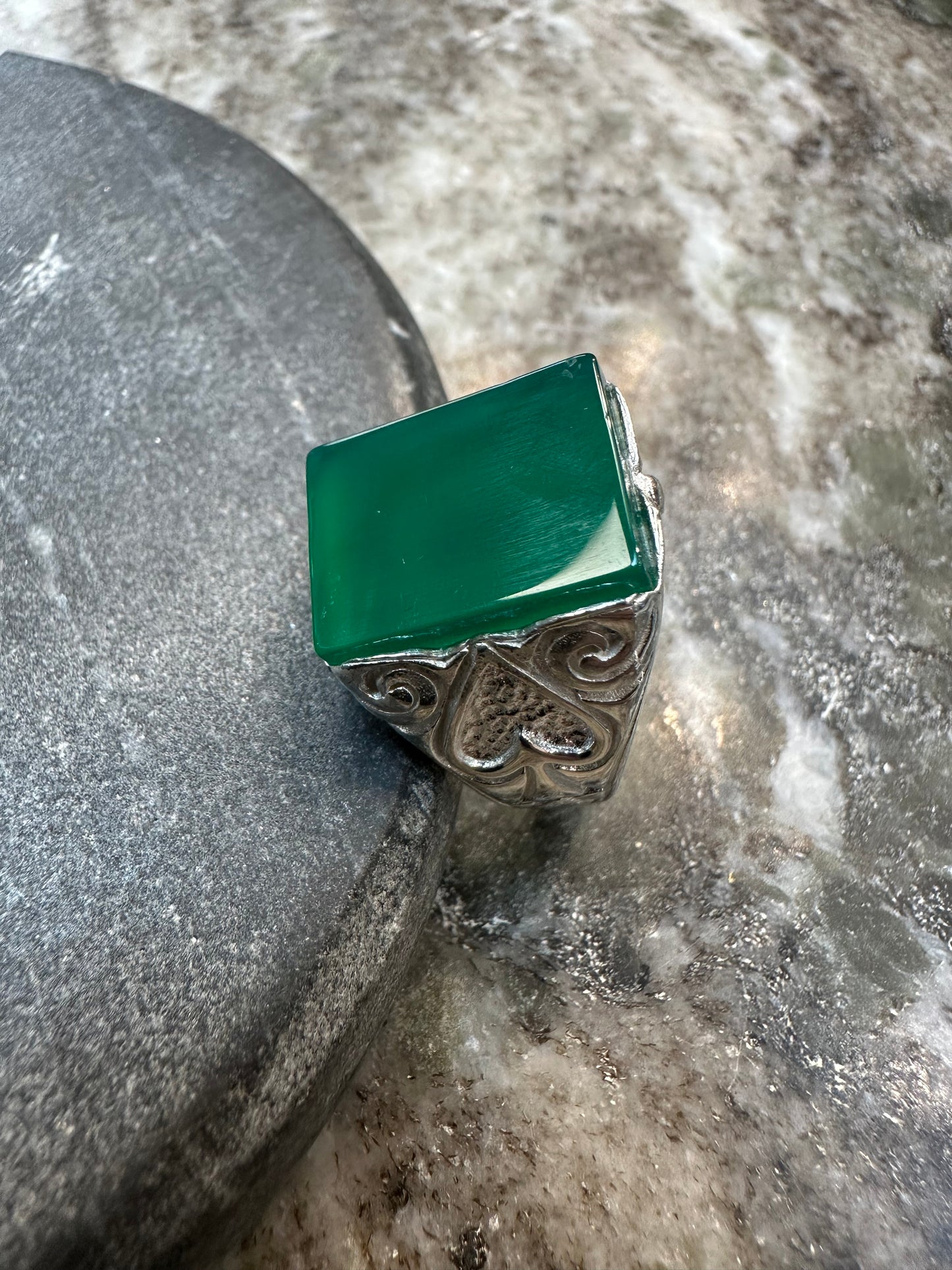 Prachtige 925 Zilveren Ring met Jade Steen – Maat 18,5