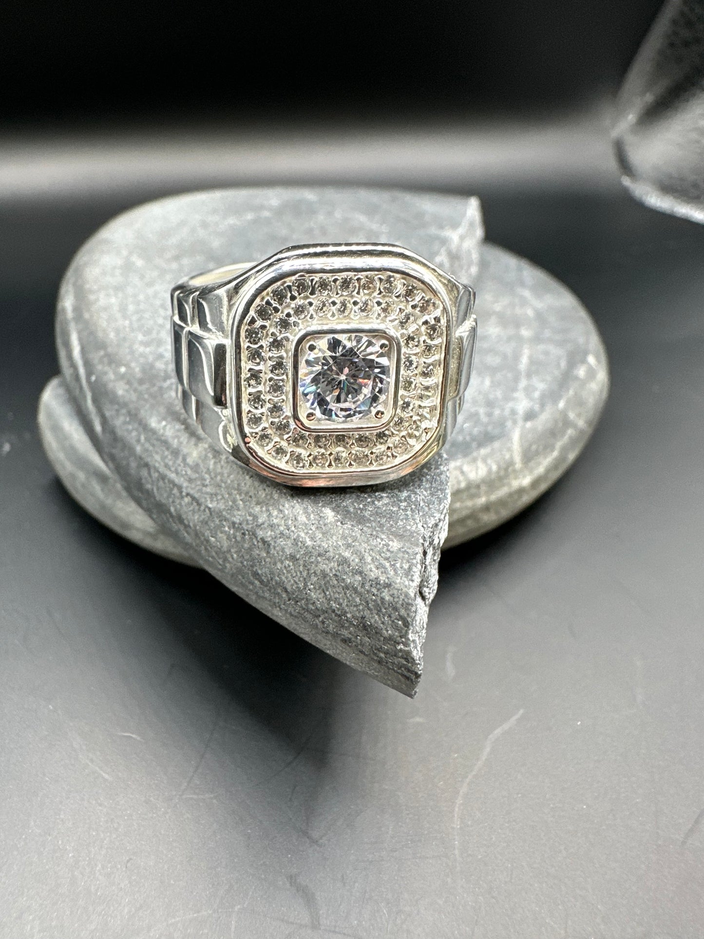 Schitterende 925 Zilveren Ring – Bezet met Zirkonia | Maat 20 | Elegant & Tijdloos