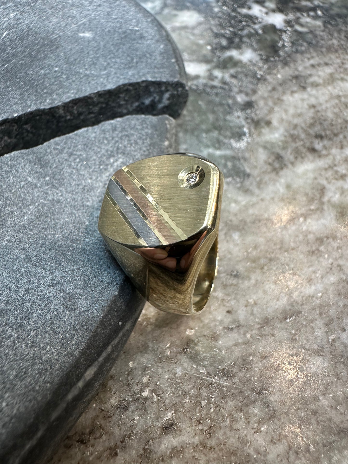 Prachtige 14K Gouden Klassieke Tricolor Ring met Zirkonia