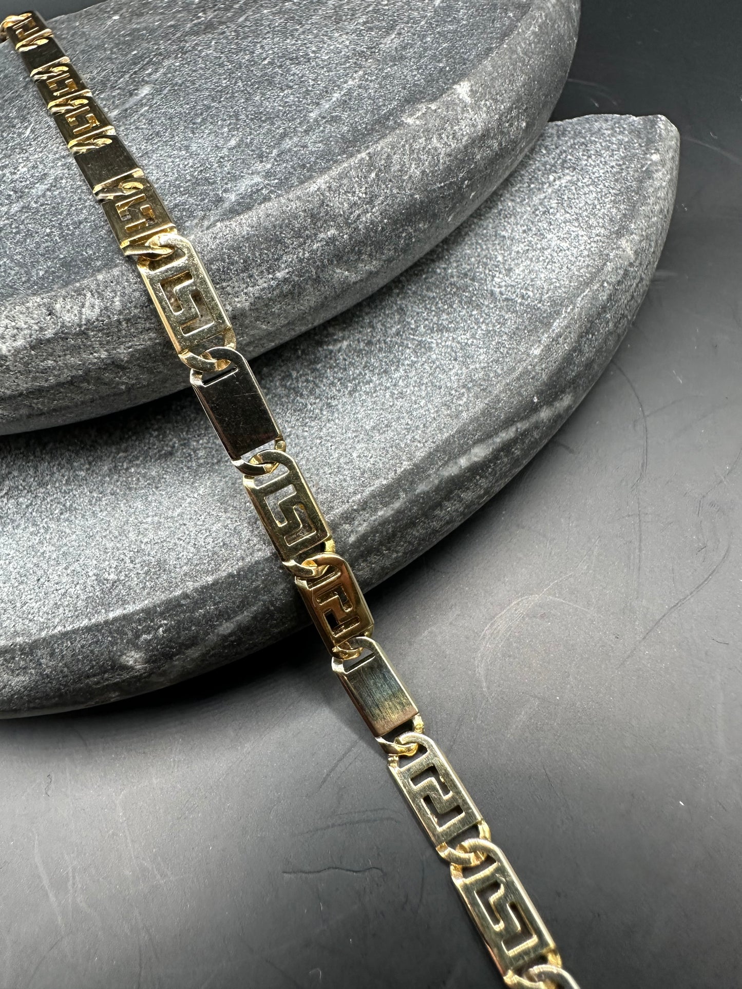 14K Gouden Massieve Bicolor Armband met Griekse Tekens – 20,5 cm