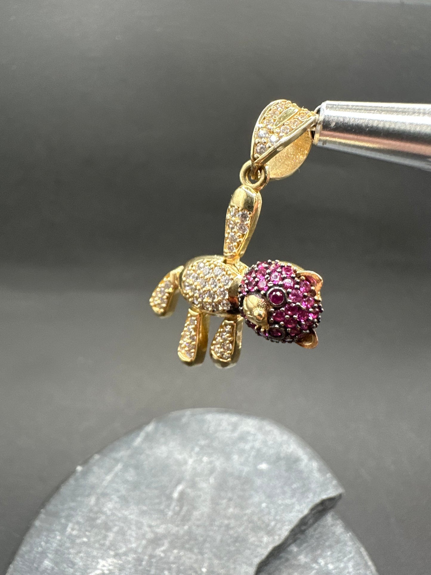 14K Gouden Teddybeer Hanger met Edelstenen