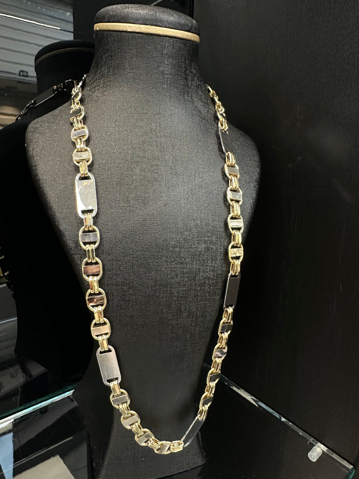14K Gouden Phlat Magnum Ketting met Witgouden Tussenplaten – 68 cm