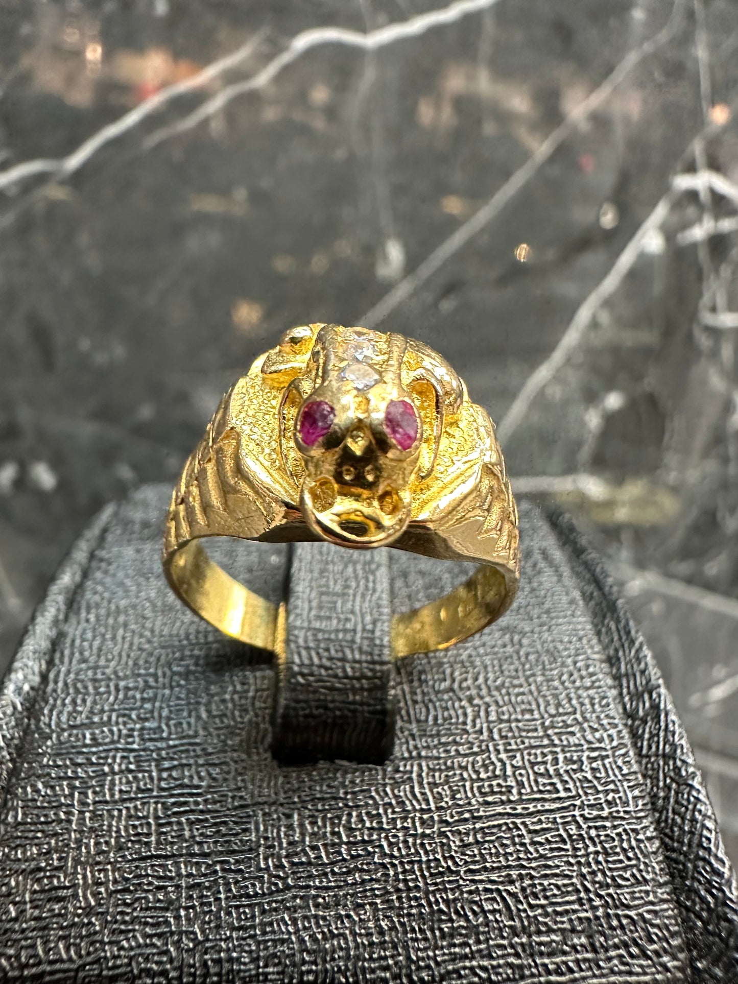 22K Gouden Kikker Ring met Robijn en Briljanten – Maat 21,5
