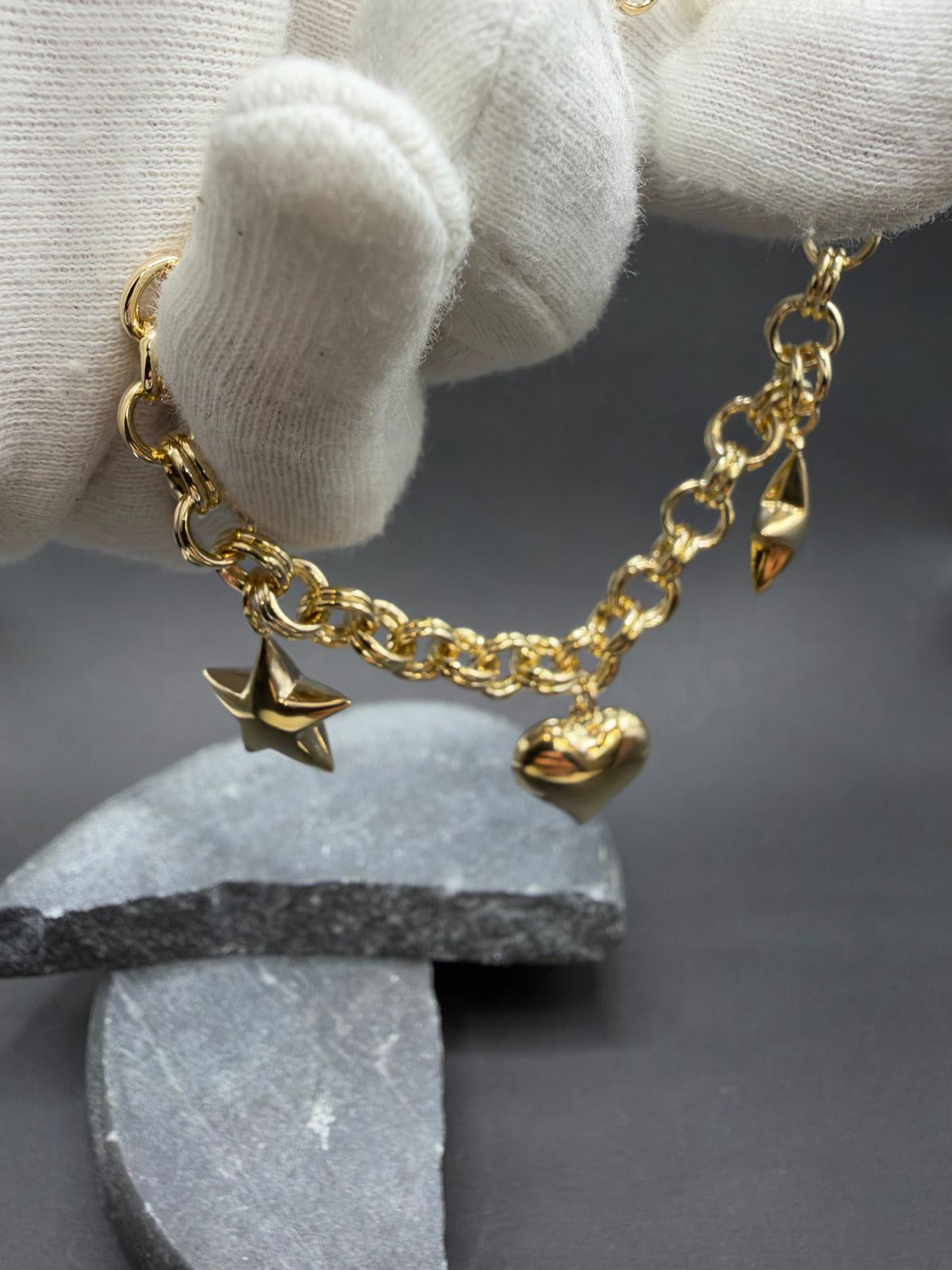 14K Gouden Bedelarmband met Hart en Twee Sterren – 19 cm – 8,2 mm