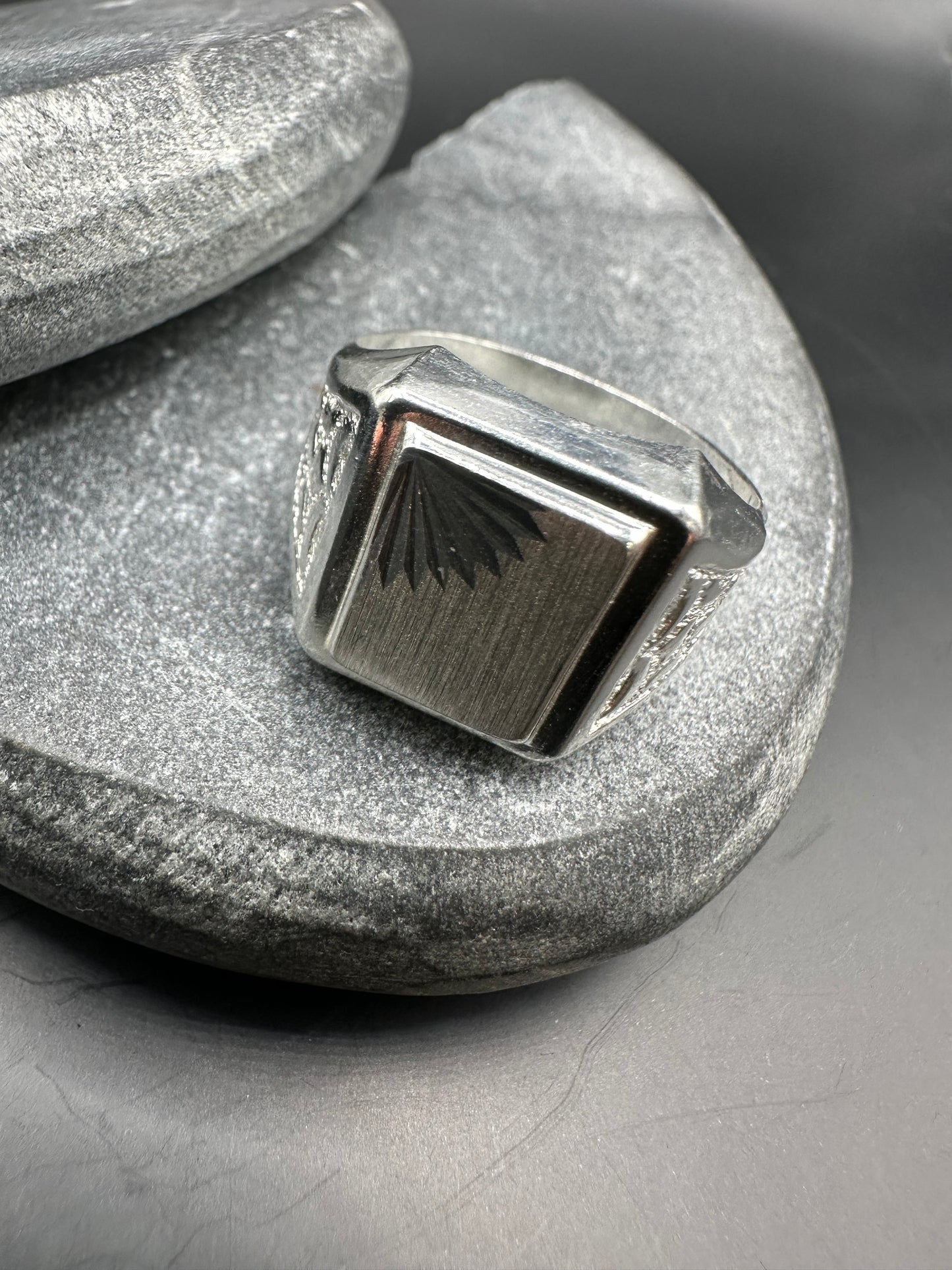925 Zilveren Zegelring met Diamond Cut Bewerking