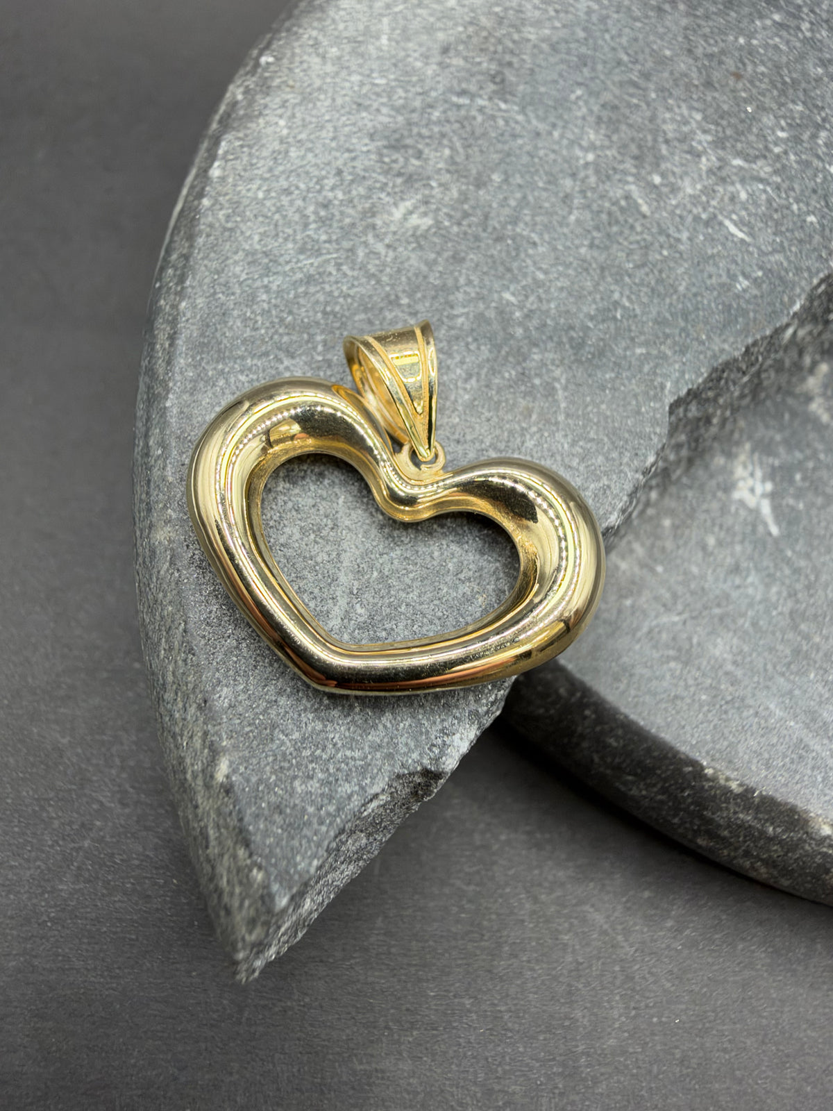 14K Gouden Hart Hanger – 22 × 20 mm