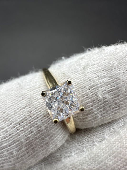 14K Gouden Ring met Vierkante Zirkonia – Maat 18