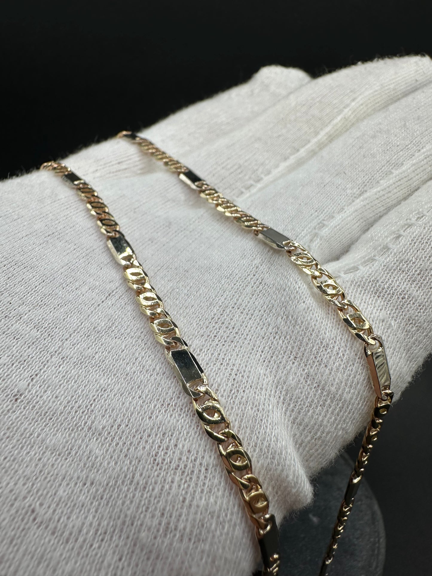 14K Gouden Massieve Valkenoog Schakel Ketting met Witgouden Tussenstukken – 60 cm