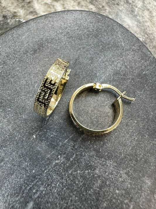 Prachtige 14K Gouden Oorbellen met Griekse Tekens – 17,3 mm | Elegant & Tijdloos