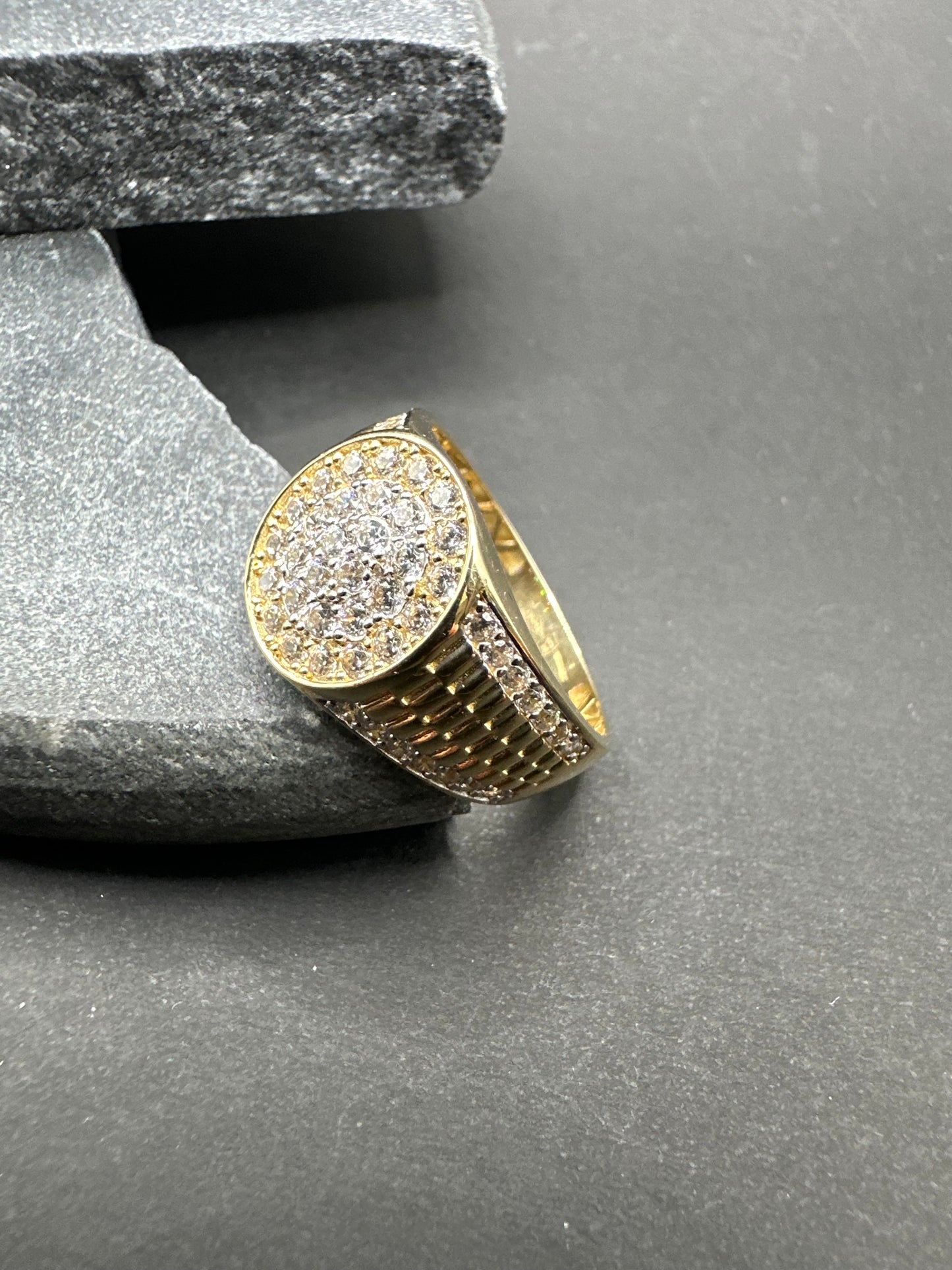 14K Gouden Ovale Ring met Zirkonia – Maat 20,5