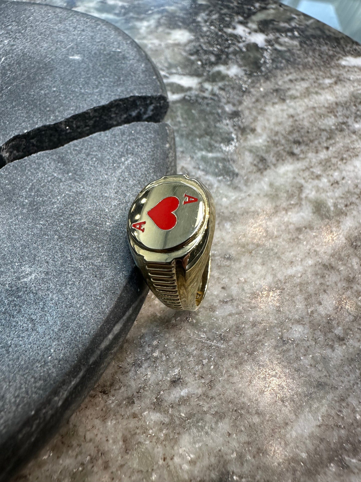 Prachtige 14K Gouden A Hartje Ring