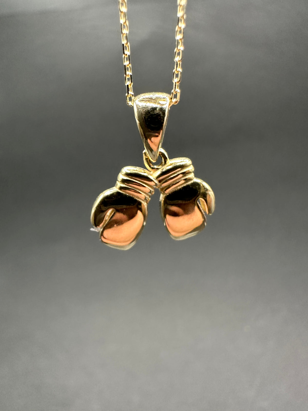14K Gouden Ketting met Bokshandschoenen Hanger – 1 mm