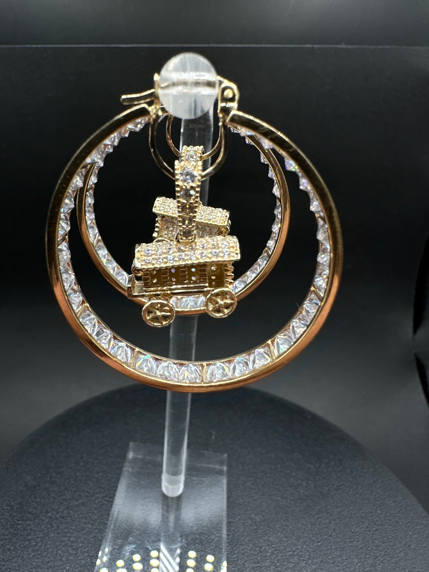 14K Gouden Woonwagen Oorbellen met Zirkonia – 34 mm
