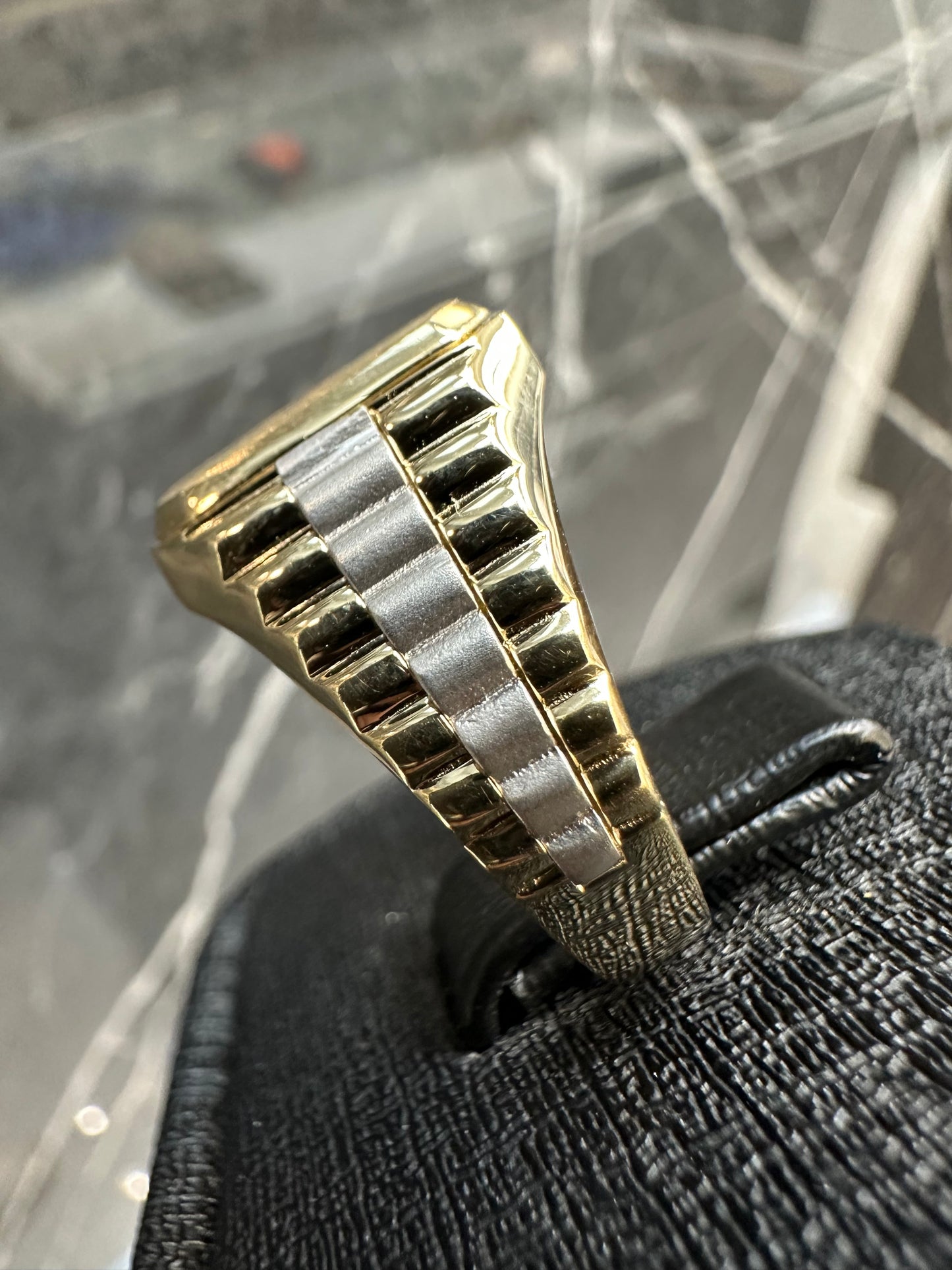 Prachtige 14K Gouden Zegelring Bicolor – Geelgoud & Witgoud – Graveren Gratis! | Maat 20,5