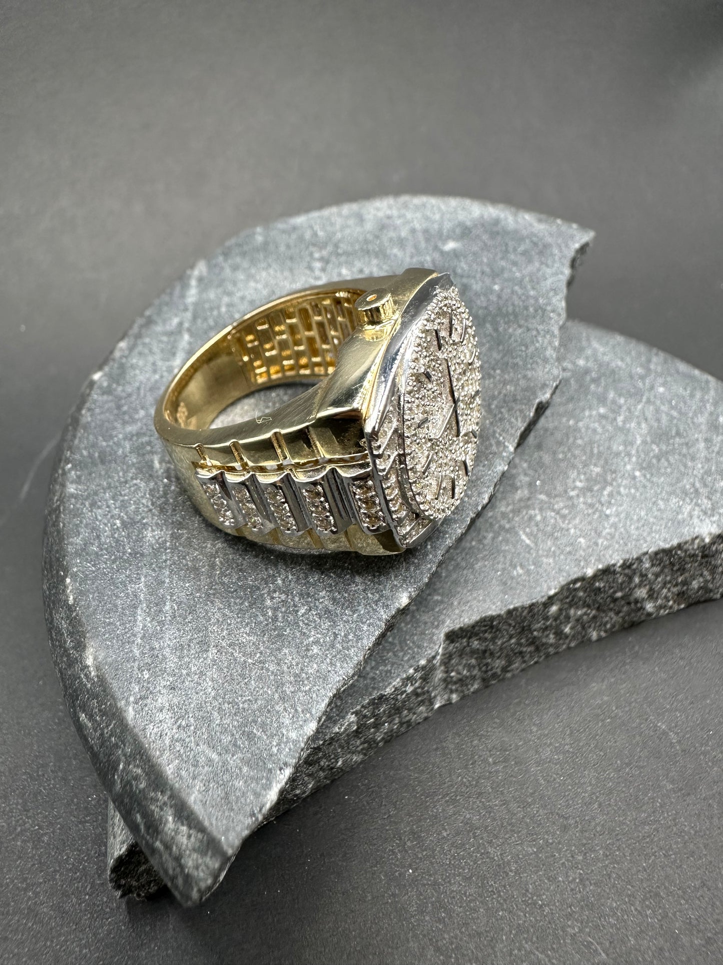 14K Gouden Iced Klok Ring met Zirkonia – Maat 20,5