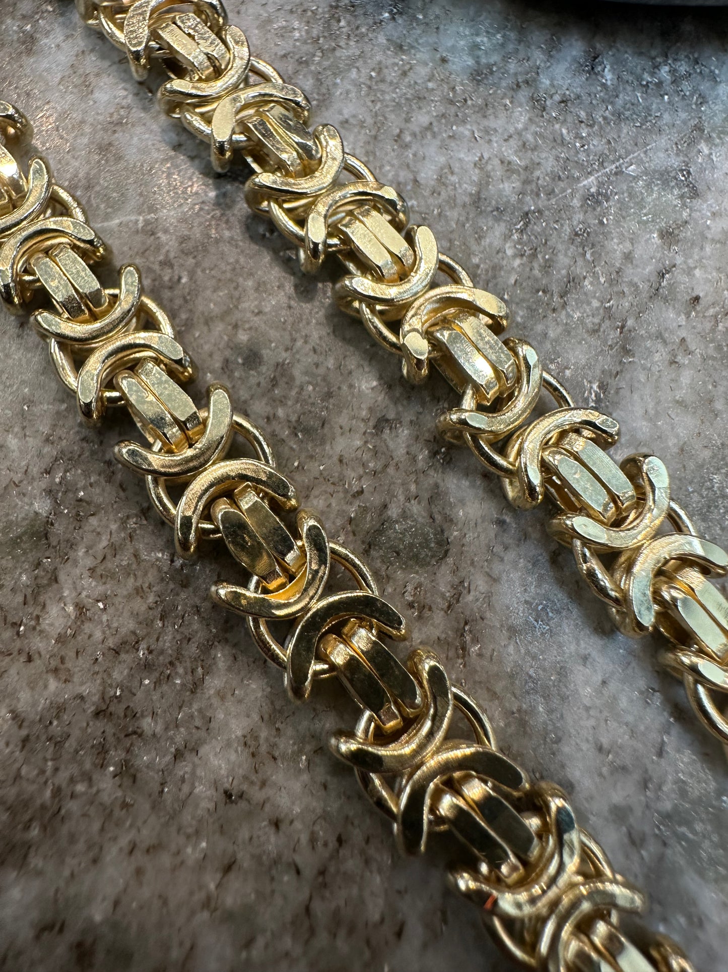 Prachtige 14K Gouden Platte Koningsketting – 70 cm | 7 mm | Stoer & Luxe