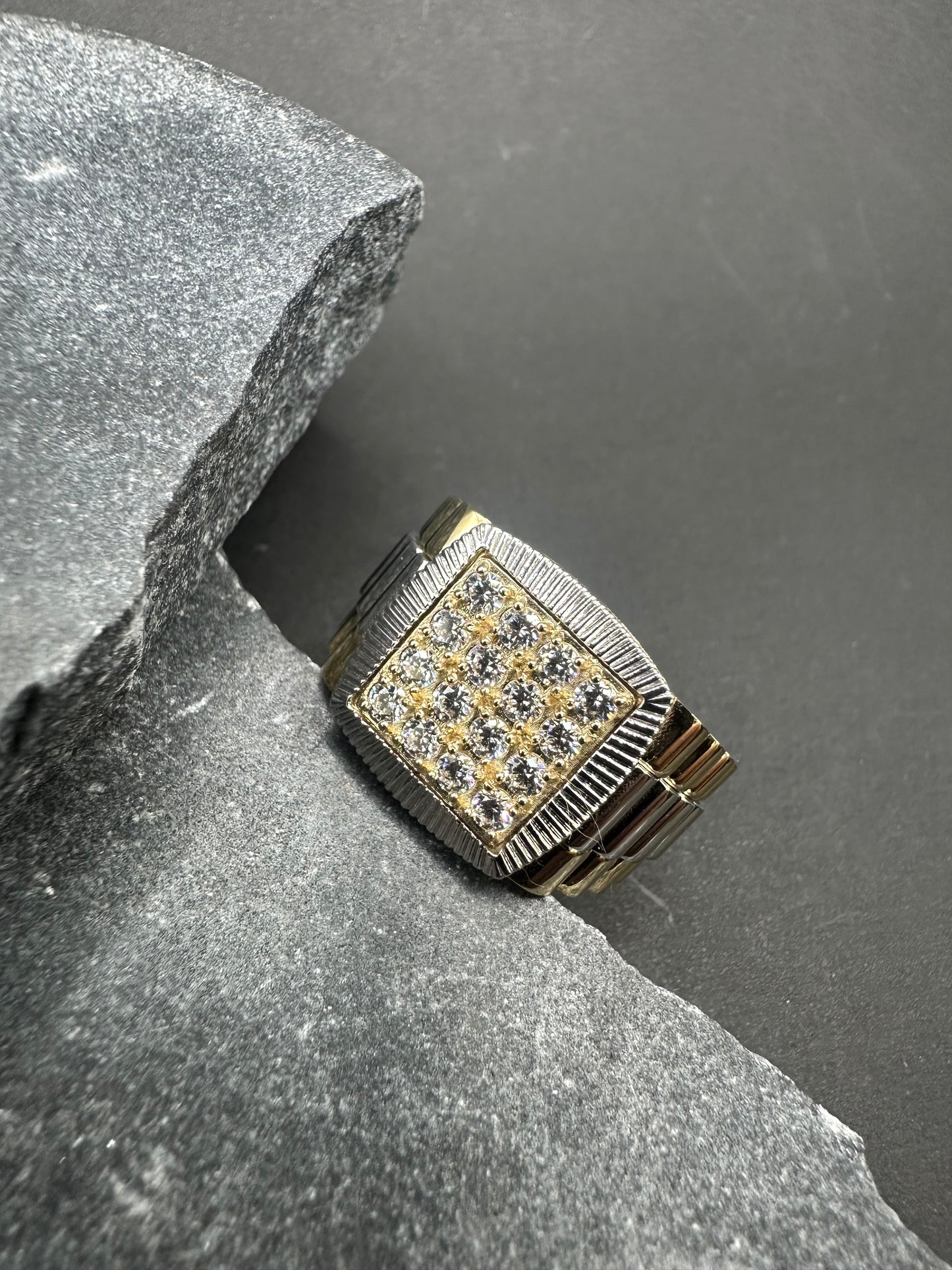 14K Gouden Bicolor Vierkante Ring met Zirkonia – Maat 20