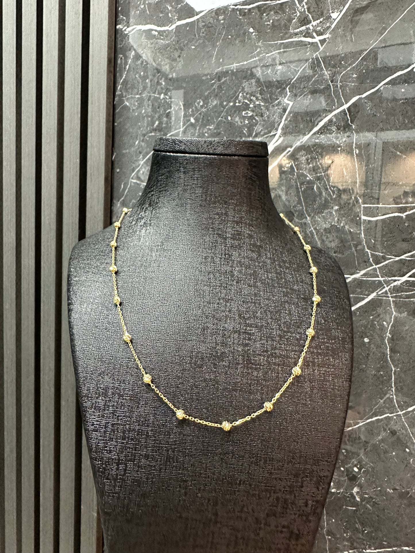 14K Gouden Balletjesketting – Elegant en Verfijnd