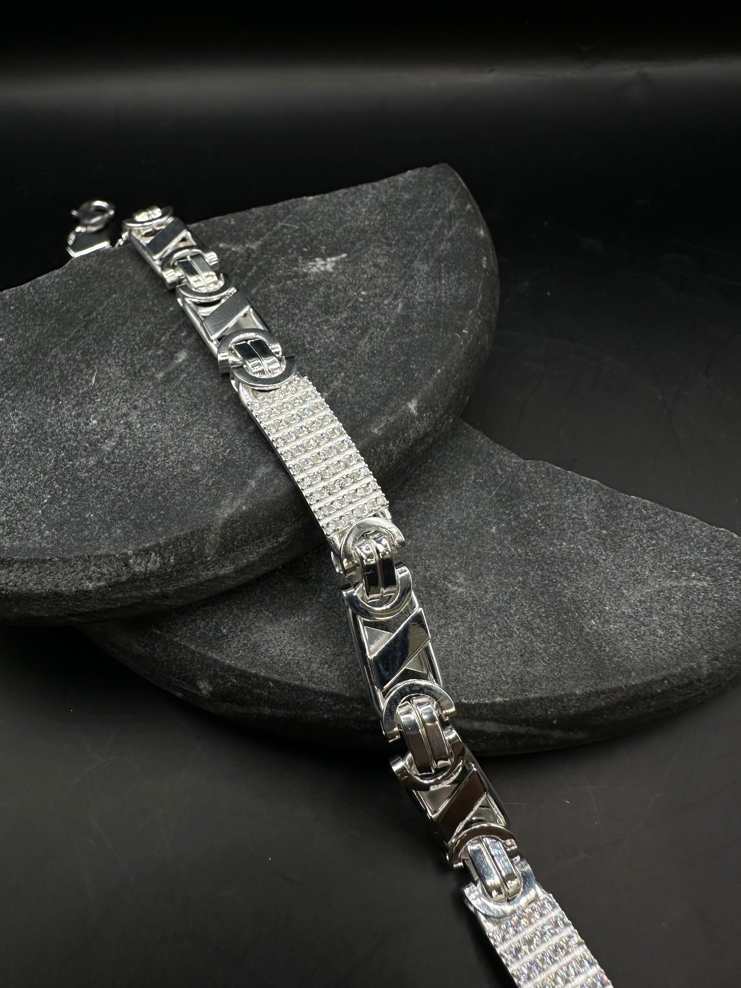 925 Zilveren Iced Valentino Armband – 21 cm