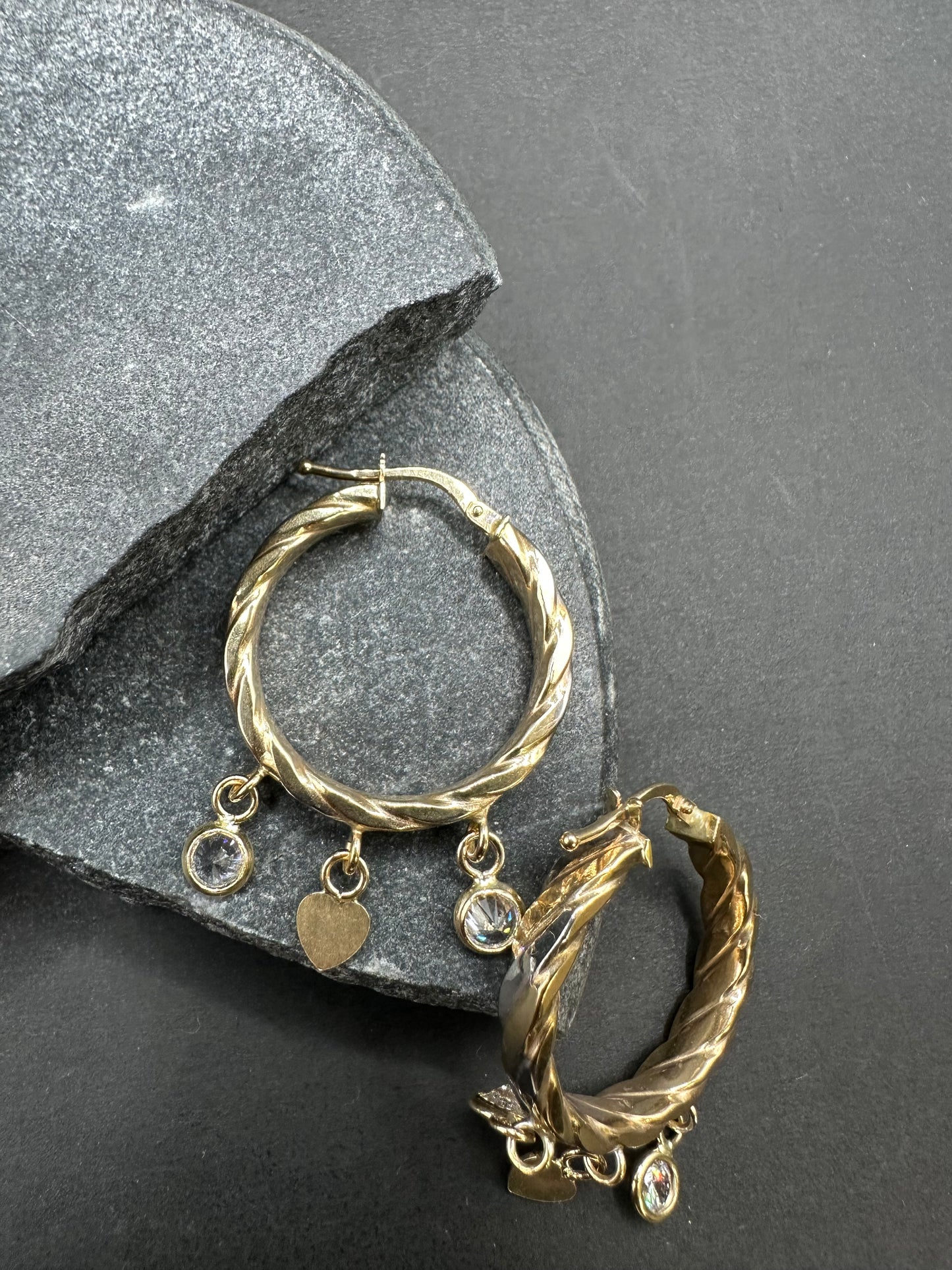 14K Gouden Oorbellen met Bedeltjes – 24,1 mm