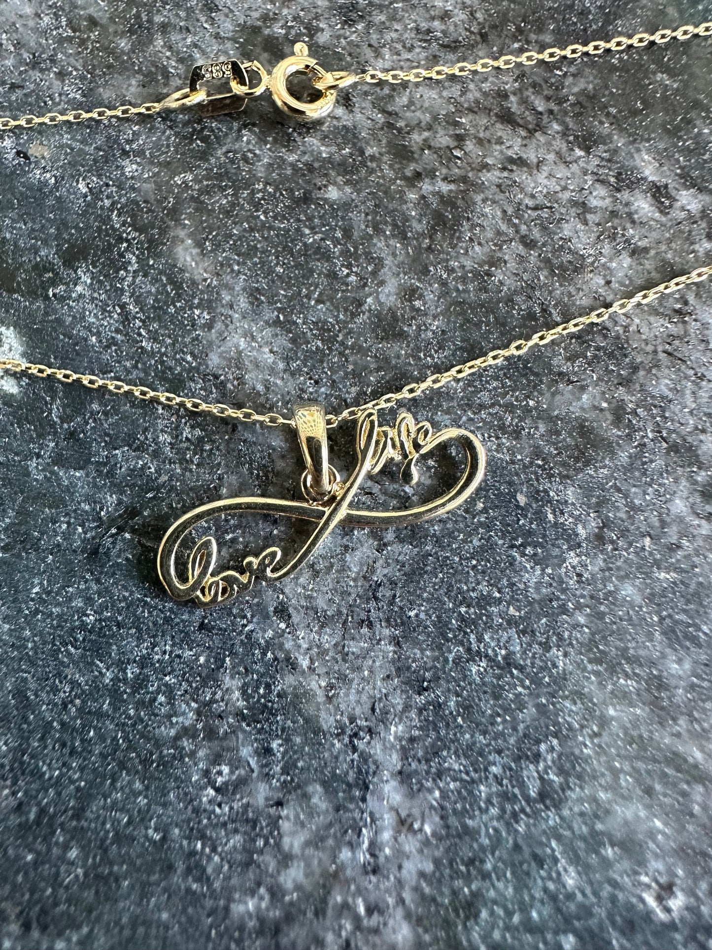 14K Gouden Ketting met Infinity Hanger