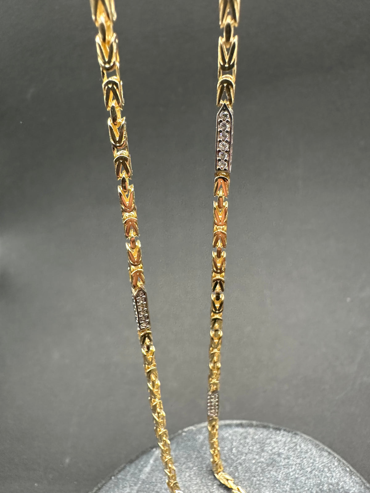 14K Gouden Koningsketting met Zirkonia & Zwaard Hanger – 56 cm