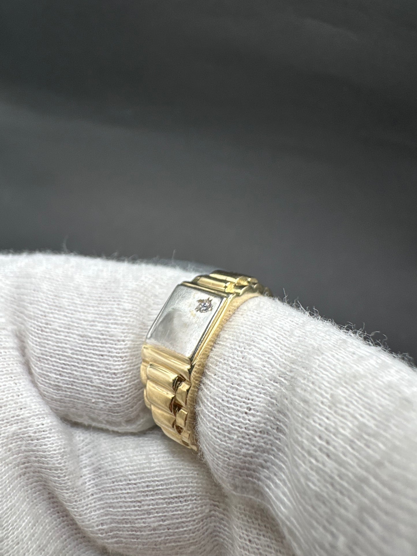 14K Gouden Zegelring met Zirkonia – Maat 20,5