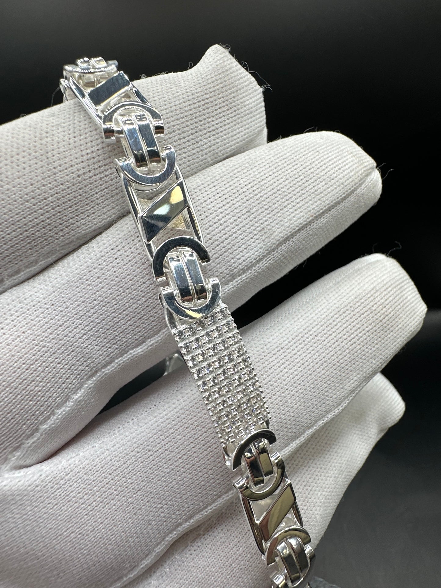 925 Zilveren Iced Valentino Armband – 21 cm