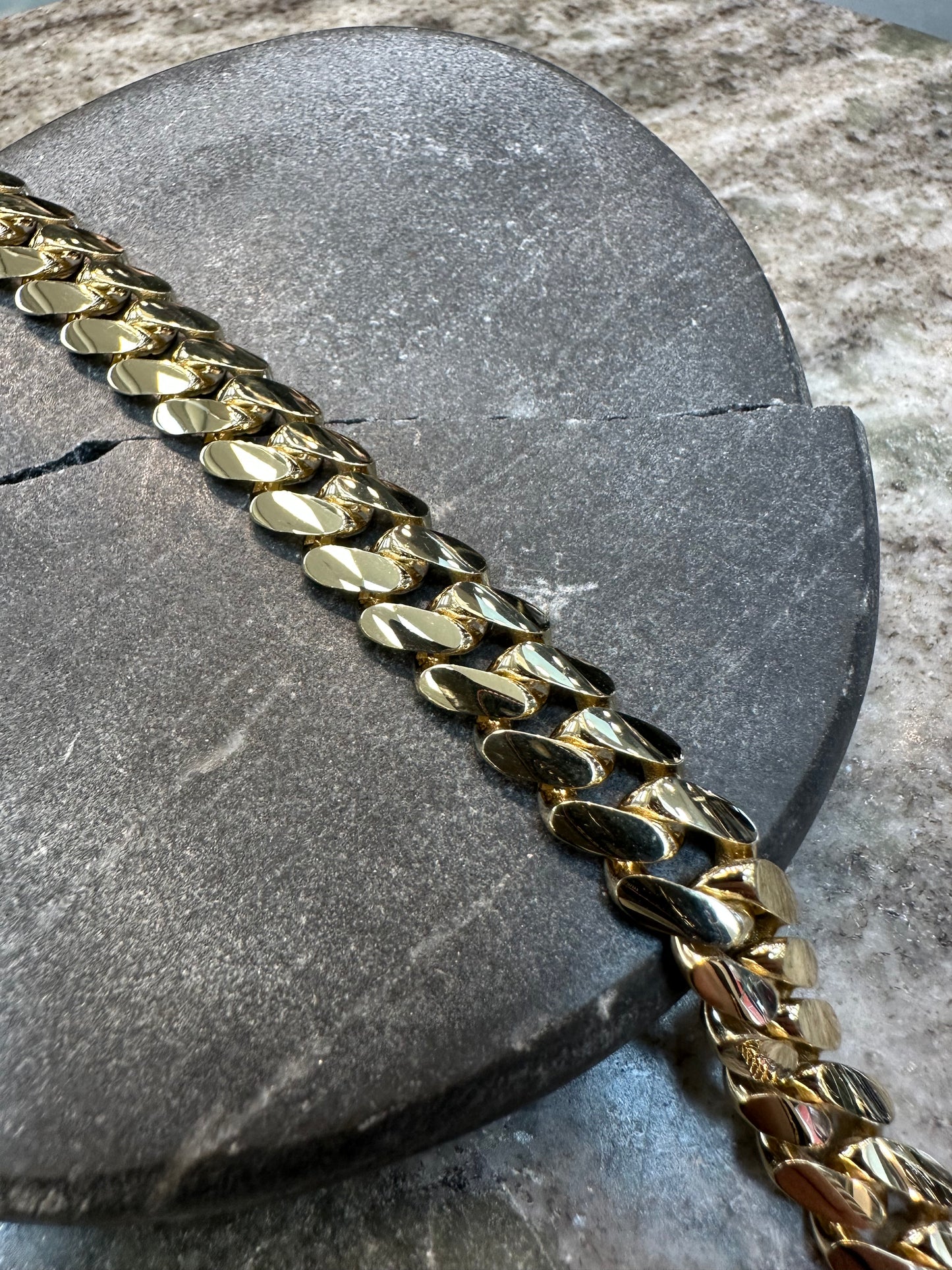 Prachtige 14K Gouden Cubaan Link Armband – 21 cm | 10,7 mm | Stoer & Luxe