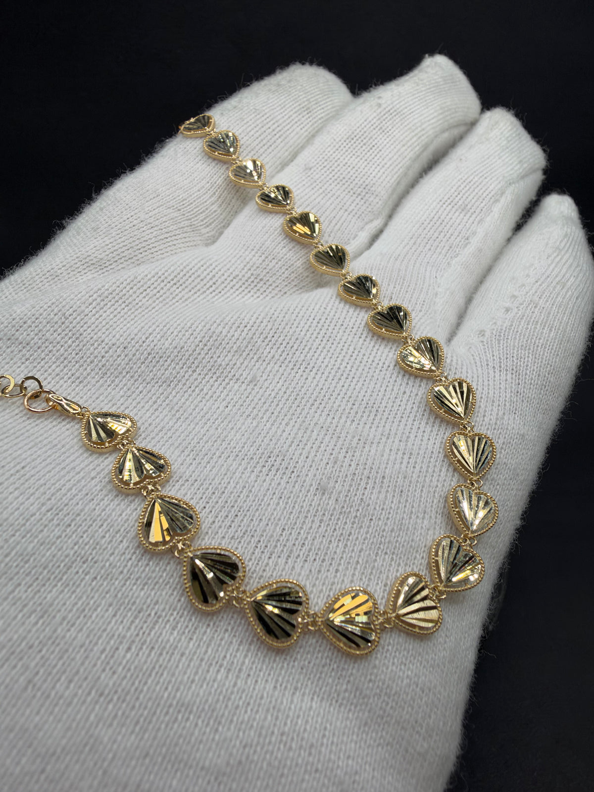 14K Gouden Hartjesarmband met Diamond Cut Bewerking – 6,6 mm