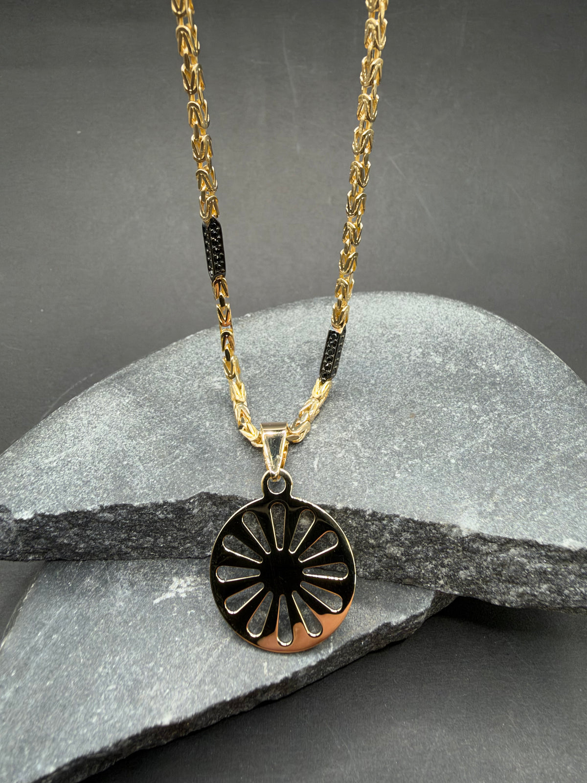 14K Gouden Koningsketting met Onyx en Woonwagenwiel Hanger