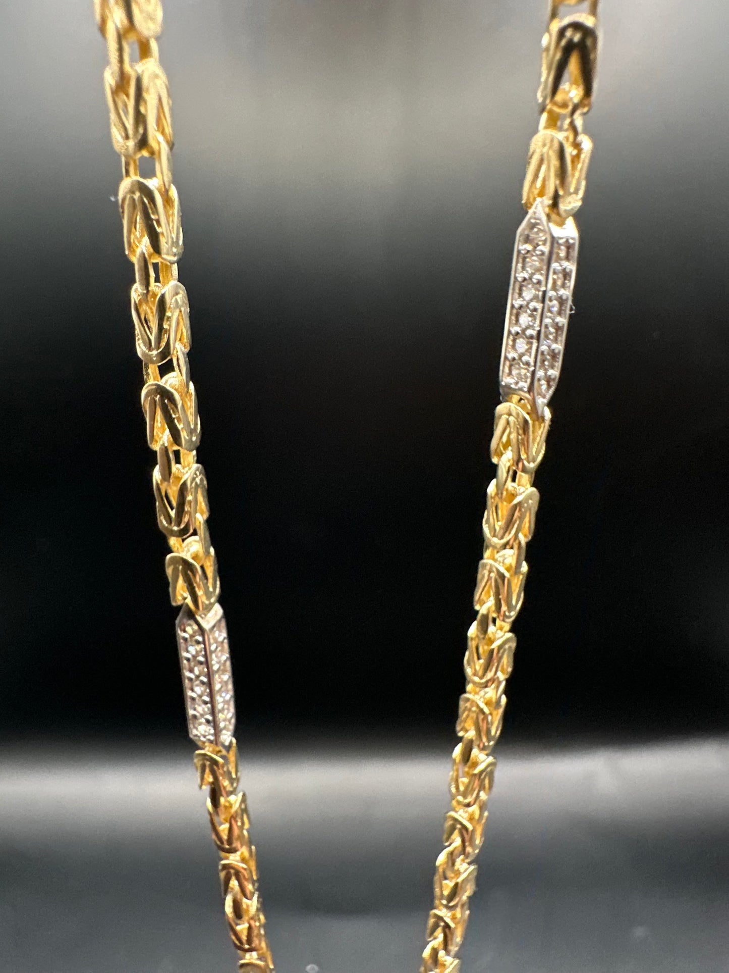 14K Gouden Massieve Koningsketting met Zirkonia Stenen – 60 cm