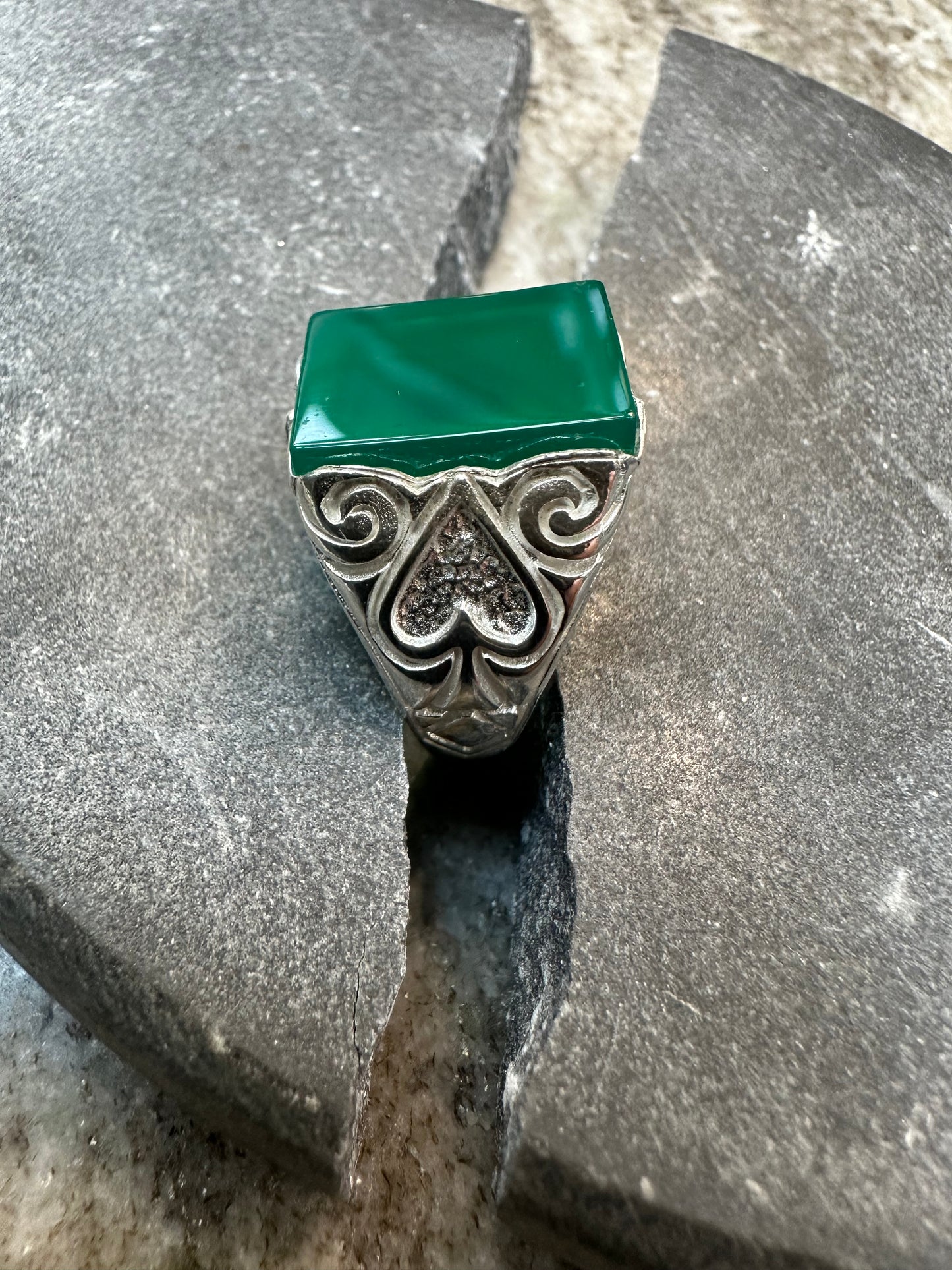 Prachtige 925 Zilveren Ring met Jade Steen – Maat 18,5