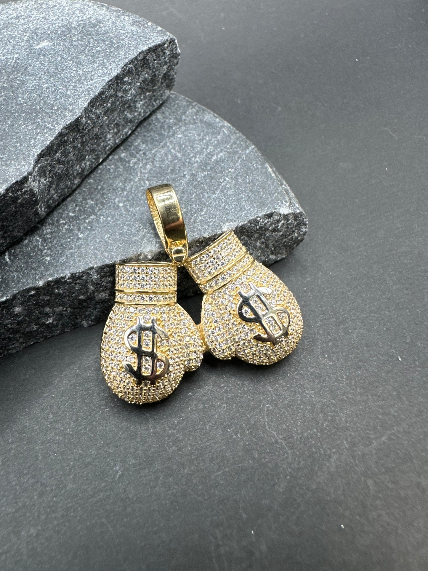14K Gouden Dollar Bokshandschoenen Hanger met Zirkonia