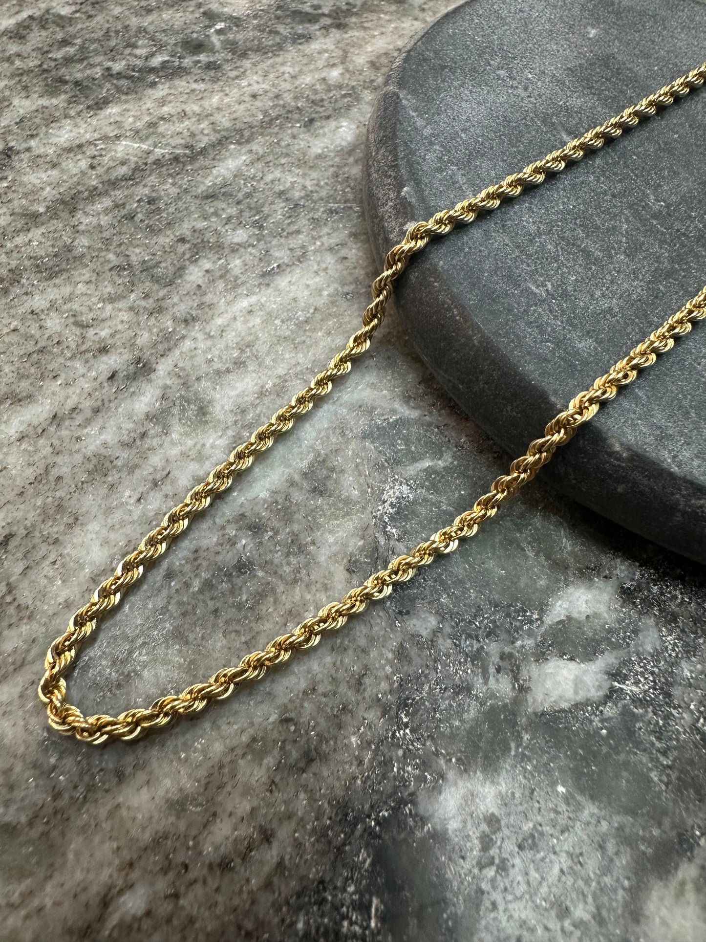 14K Gouden Rope Chain – 2,7 mm | 61 cm – Tijdloze Klasse met Subtiele Glans