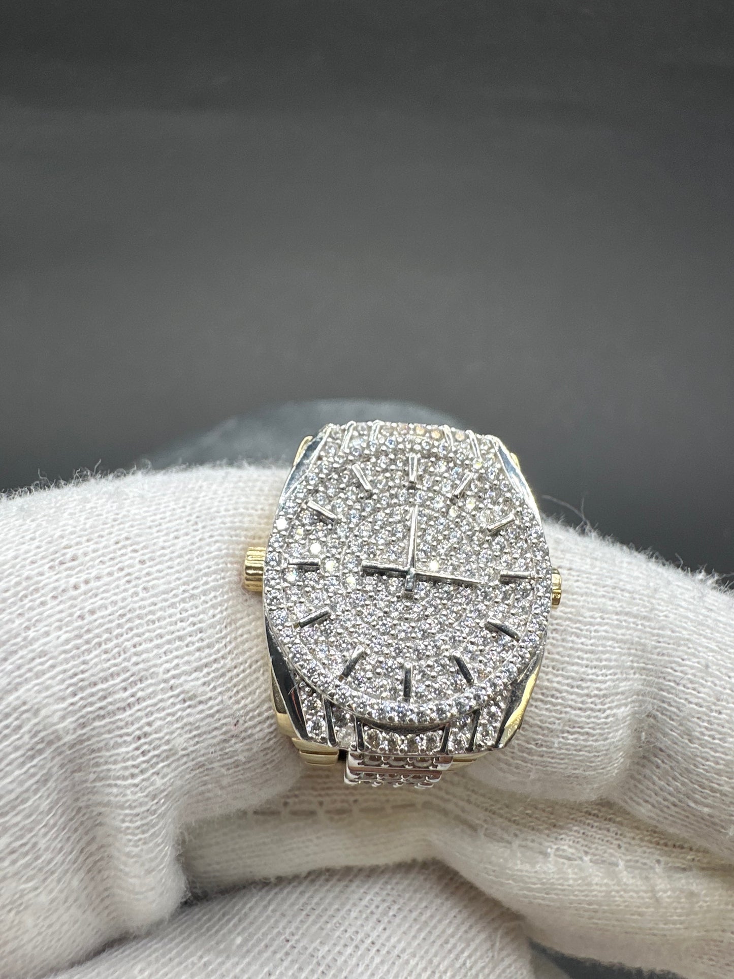 14K Gouden Iced Klok Ring met Zirkonia – Maat 20,5