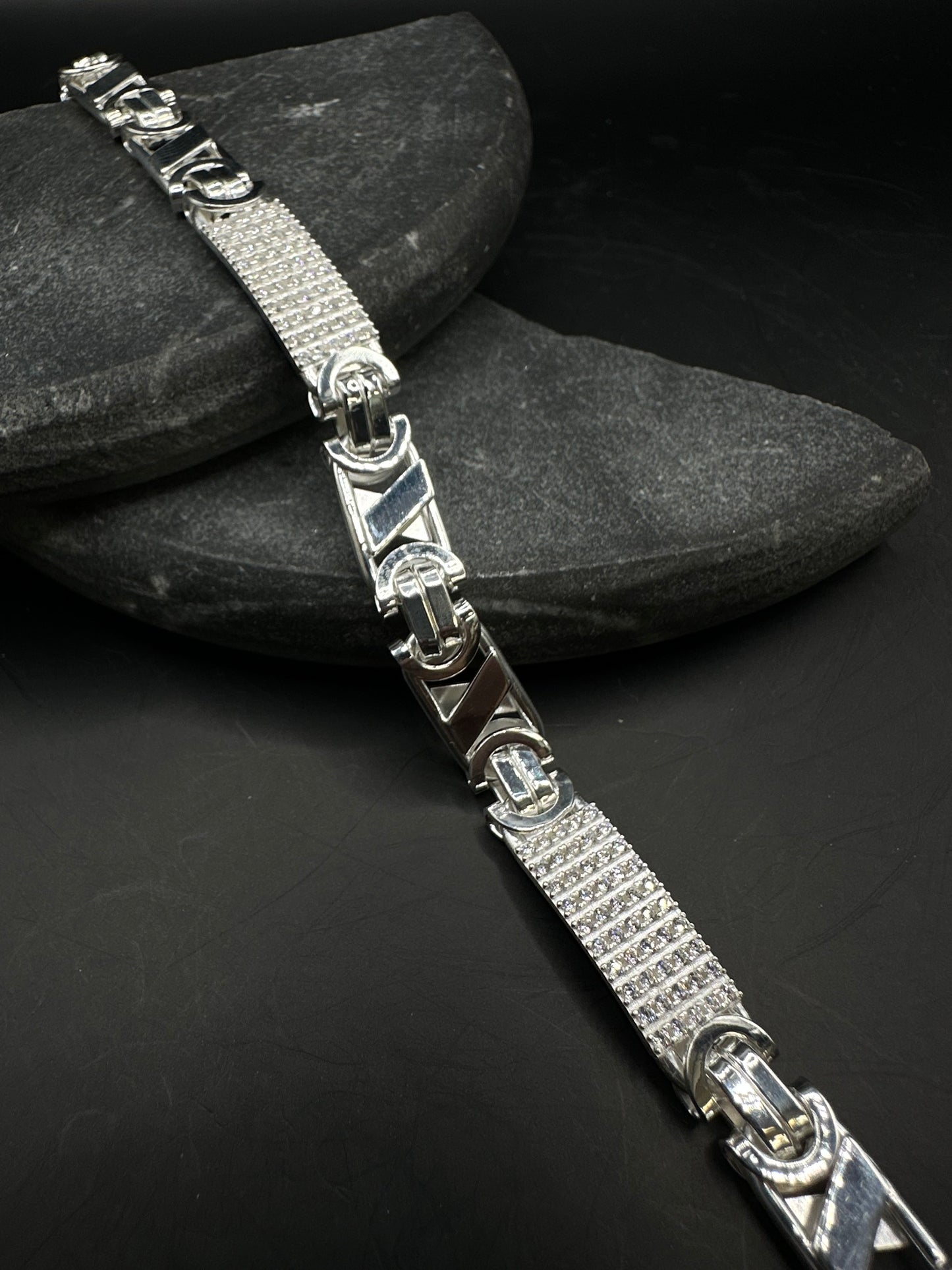 925 Zilveren Iced Valentino Armband – 21 cm