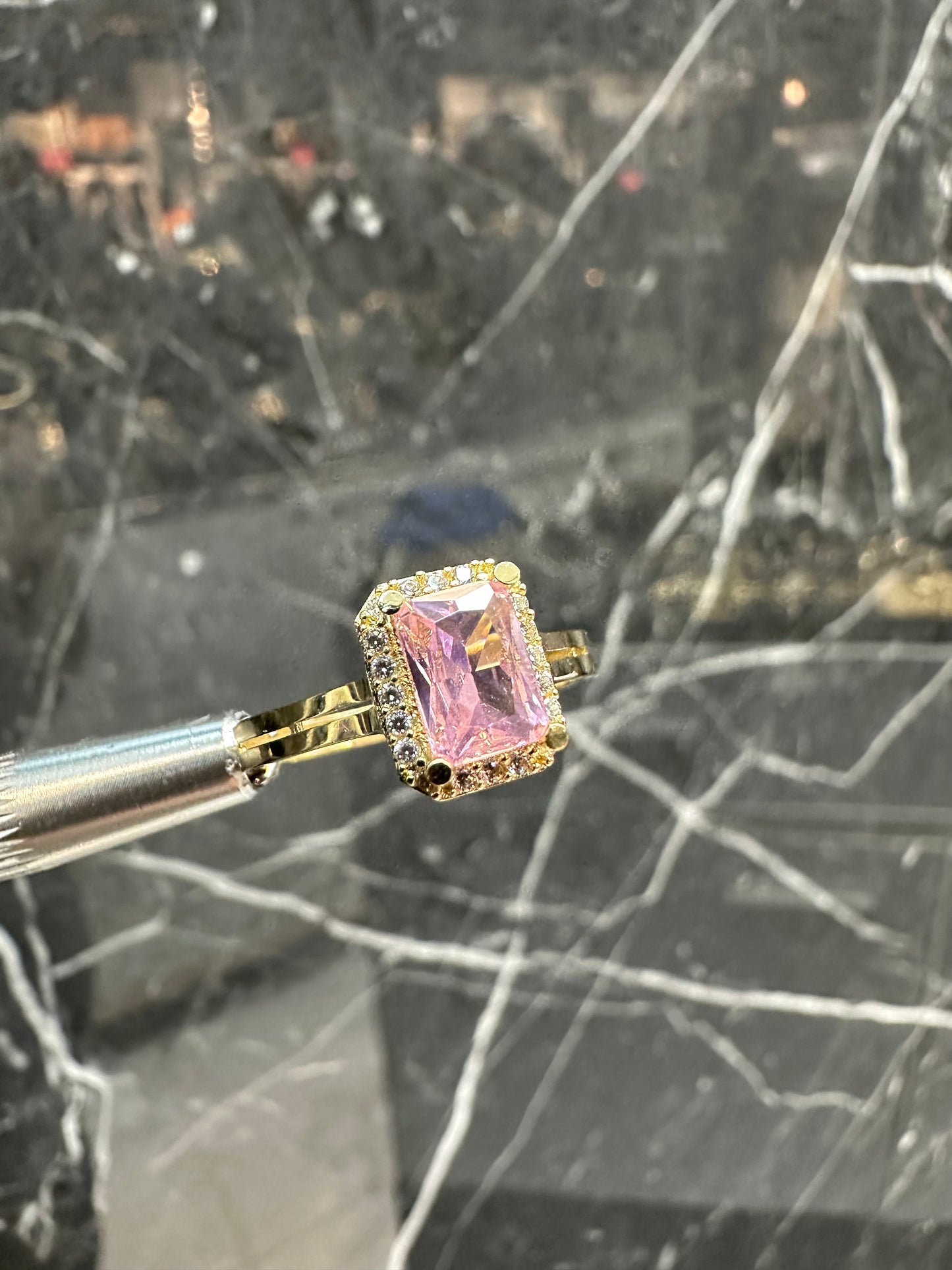 14K Gouden Ring met Toermalijn en Zirkonia – Maat 17,5