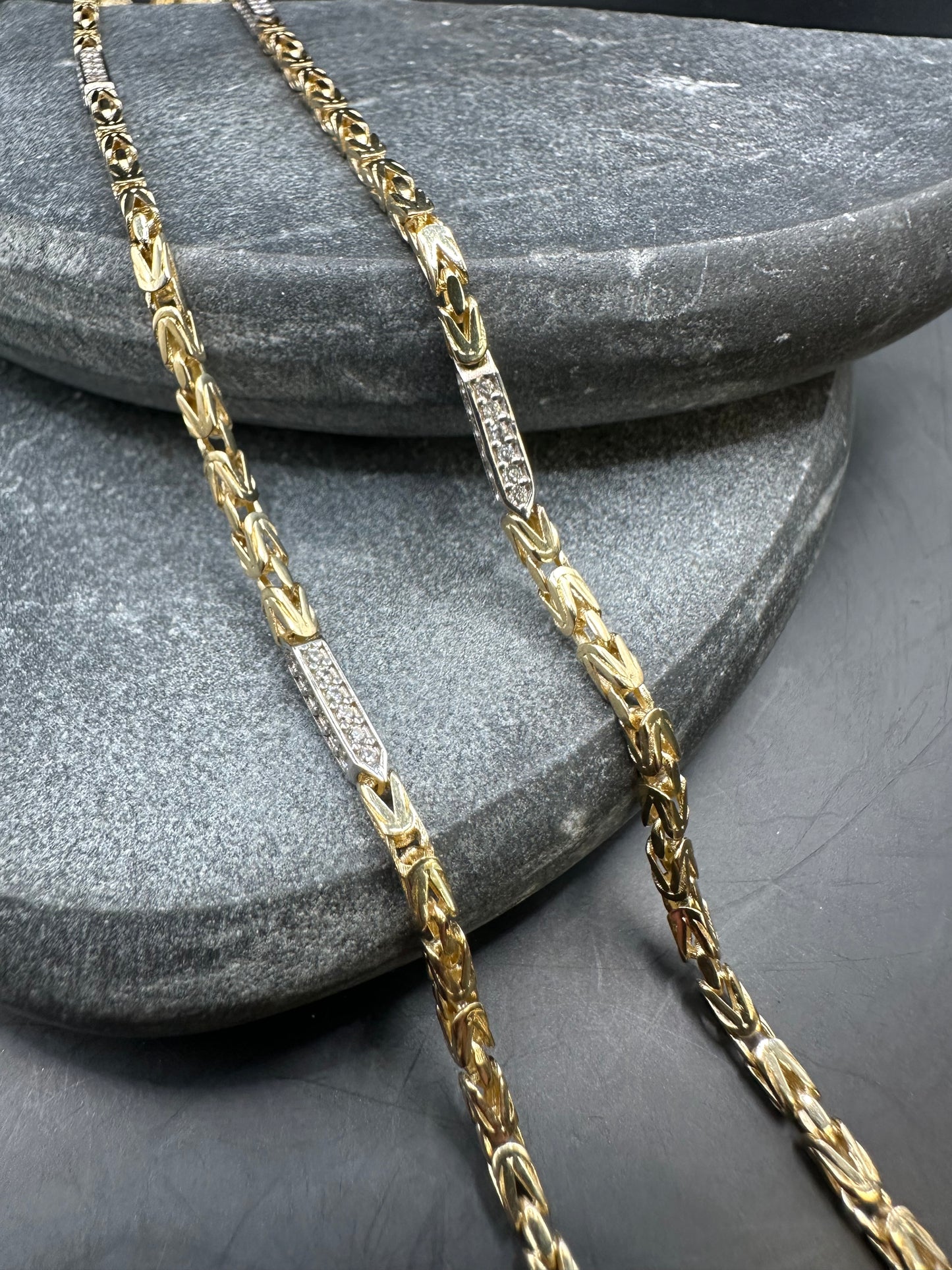 14K Gouden Massieve Koningsketting met Zirkonia Stenen – 60 cm