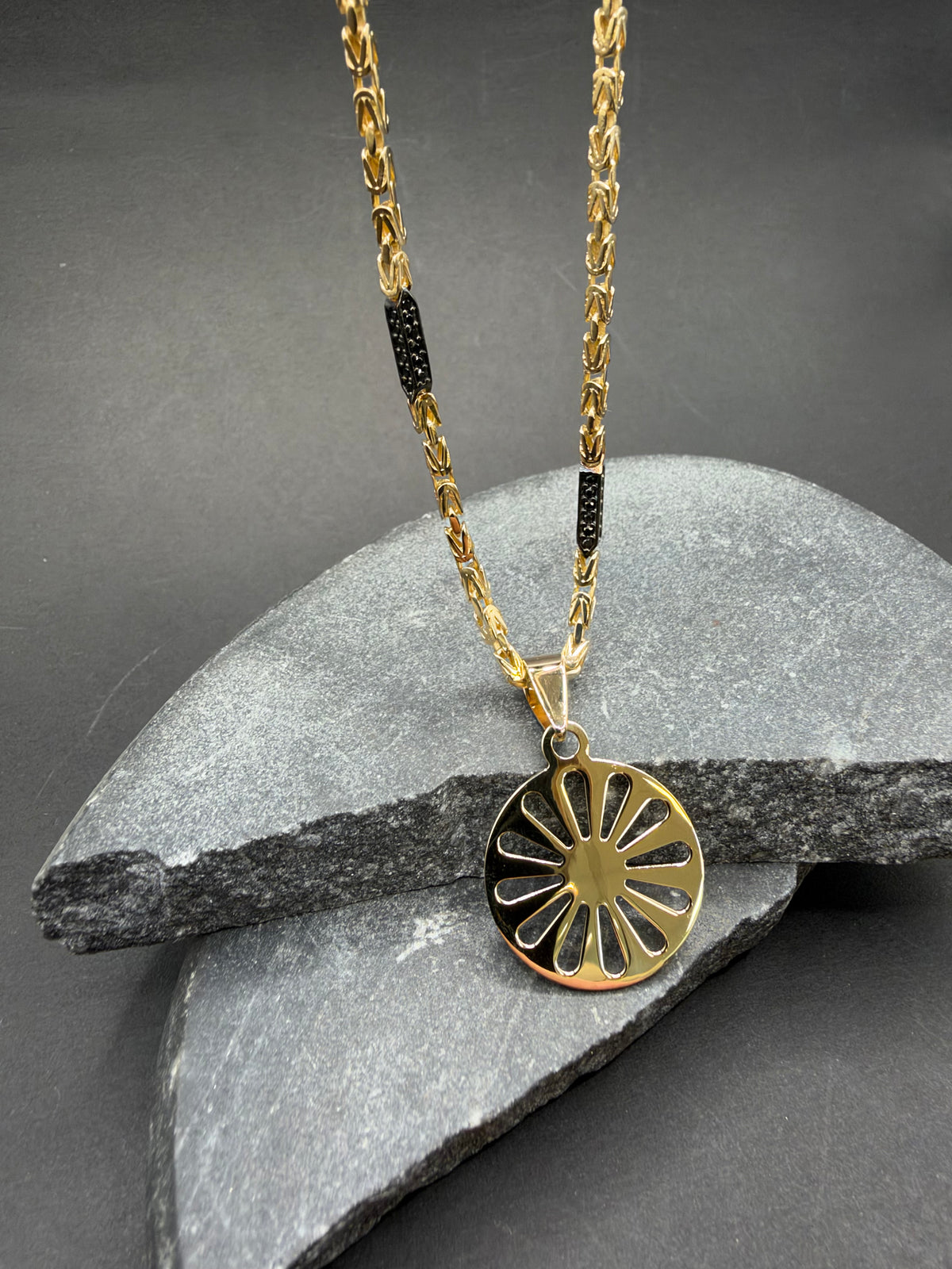 14K Gouden Koningsketting met Onyx en Woonwagenwiel Hanger